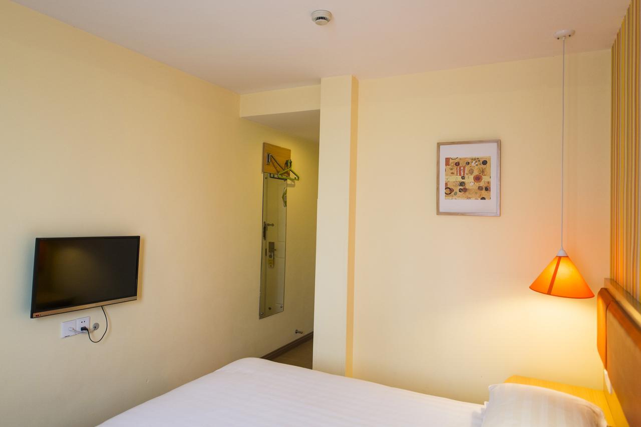 Home Inn Hangzhou North Zhongshan Road Fengqi Road Metro Station Zewnętrze zdjęcie